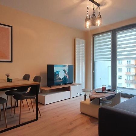 Ferienwohnung Apartament Kazart.Pl 5 Centurm/Plac Unii Gdynia Exterior foto